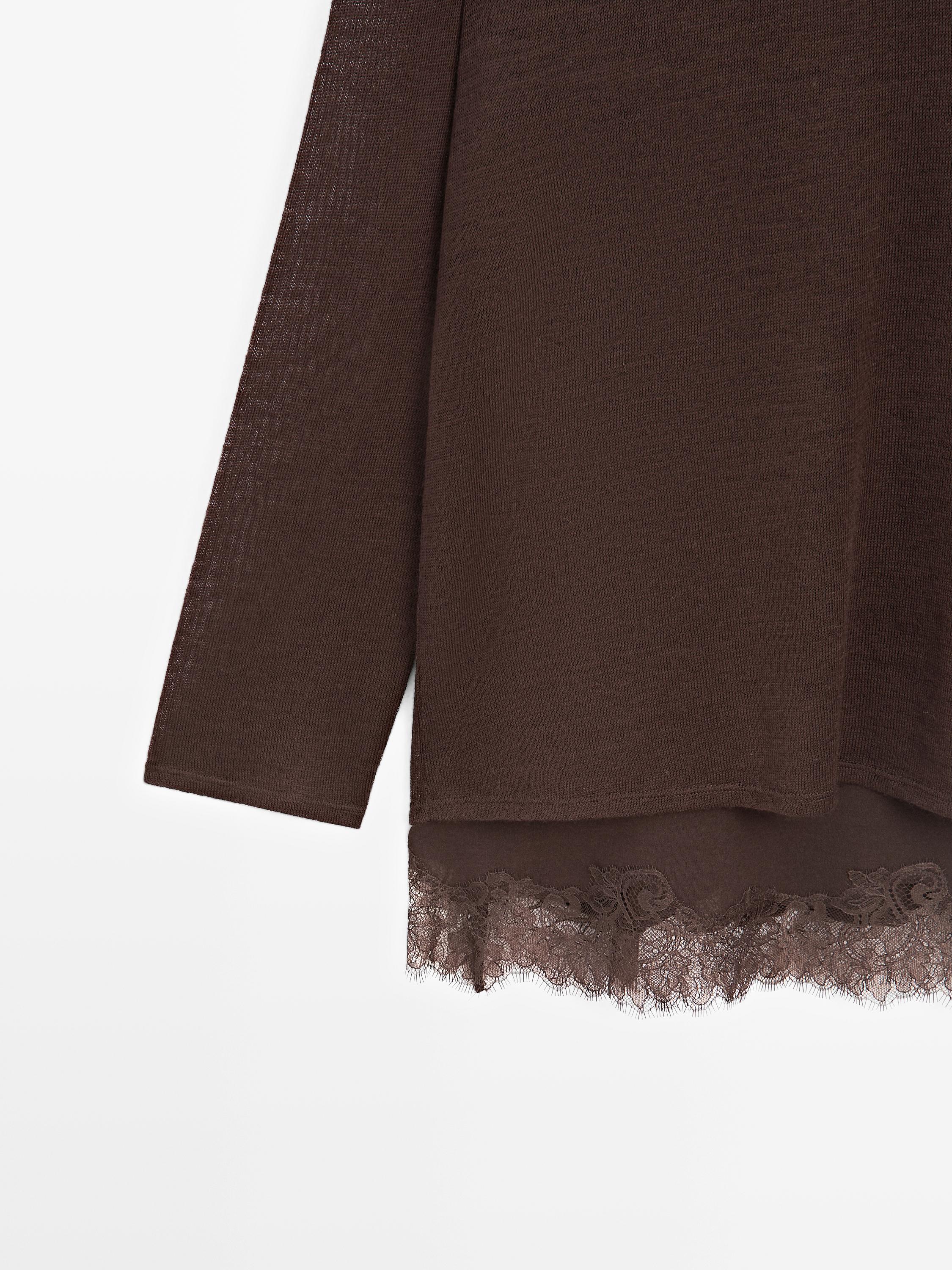 Long sleeve T-shirt with lace detail